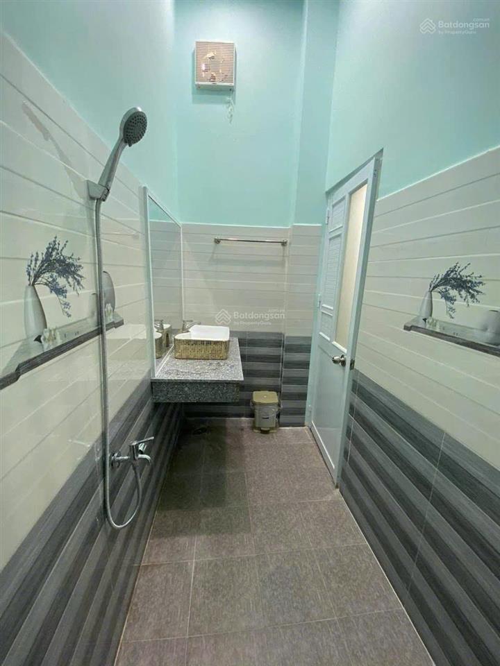 Bán nhà nghỉ doanh thu hơn 50 triệu/tháng đường lạc long quân, phường phú cường, bình dương.