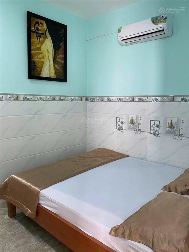 Bán nhà nghỉ doanh thu hơn 50 triệu/tháng đường lạc long quân, phường phú cường, bình dương.