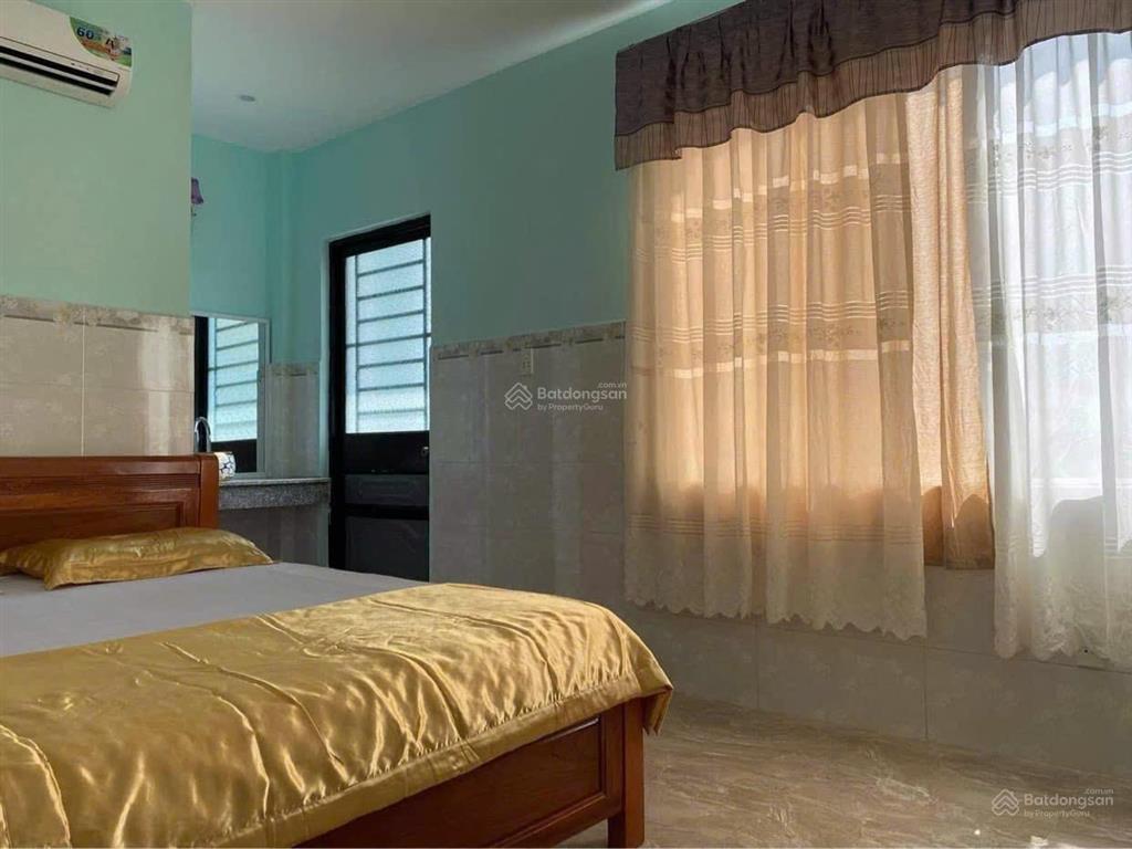 Bán nhà nghỉ doanh thu hơn 50 triệu/tháng đường lạc long quân, phường phú cường, bình dương.