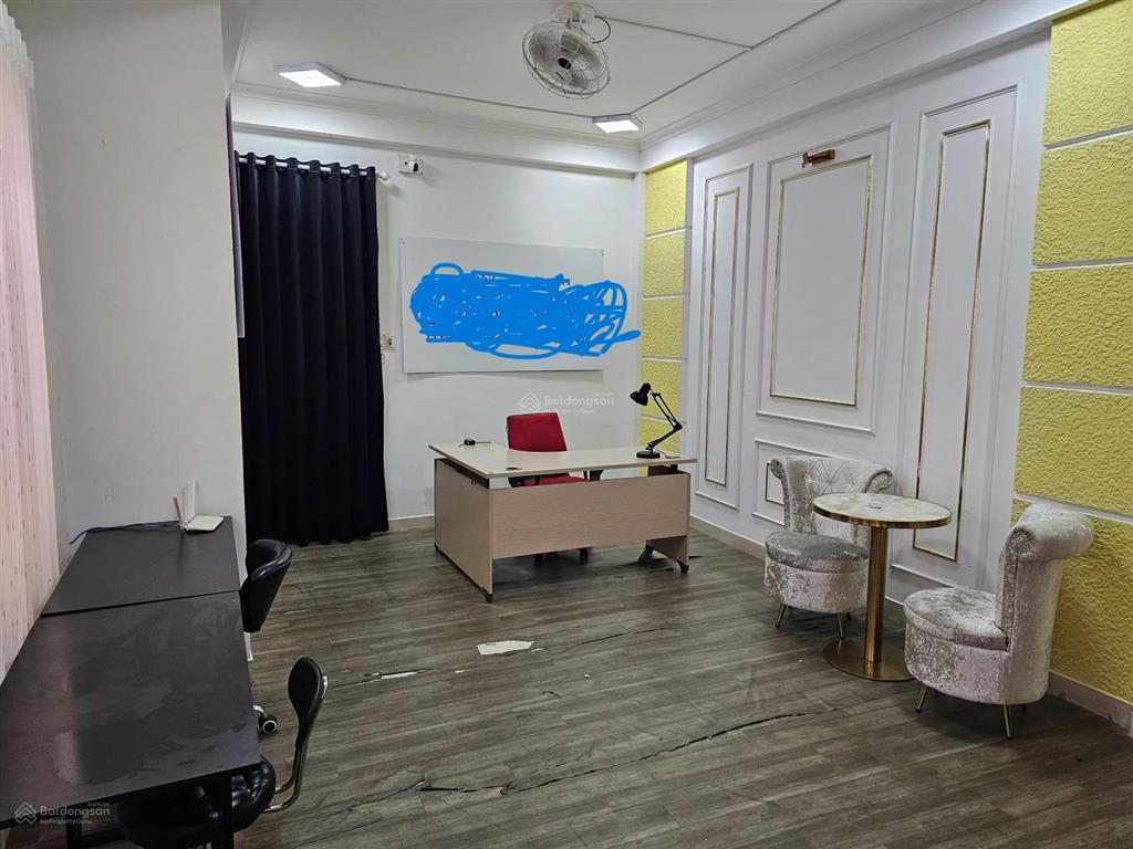 Cho thuê văn phòng làm việc lầu 2 đặt trụ sở chi nhánh kinh doanh