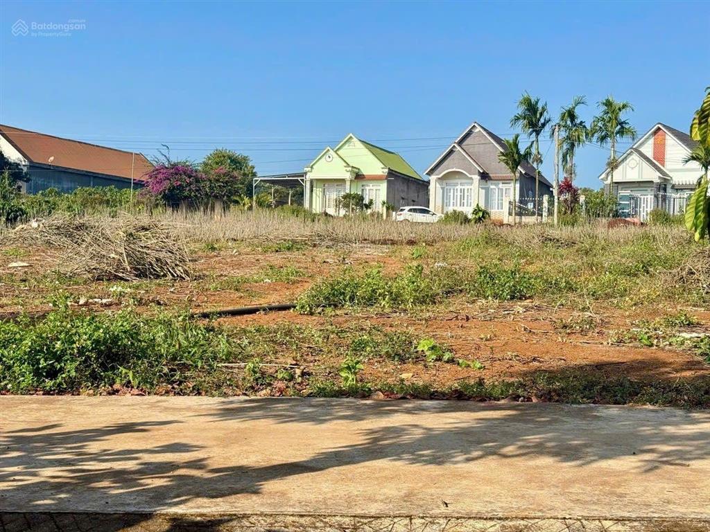 Nam ban lâm hà dt 160m2 mặt tiền bê tông 6.5m kdc đông giáp đà lạt 10km chỉ 699tt