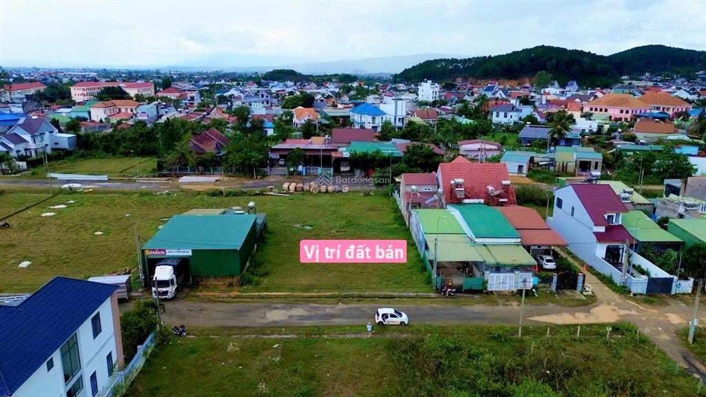 Tt đinh văn lâm hà dt 12*24,5m full thổ đất trung tâm thị trấn cách 100m đường vành đai giá 2.45ty