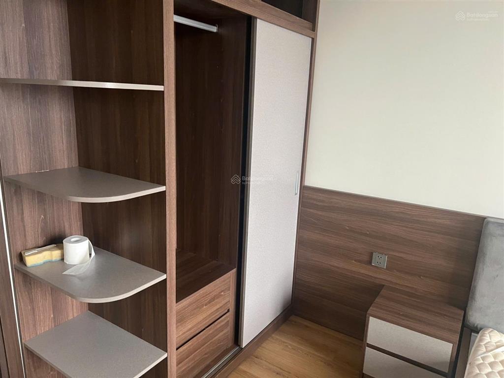 Cho thuê căn 3pn tòa terra an hưng hà đông. giá 15,5tr/th.  0912 824 ***
