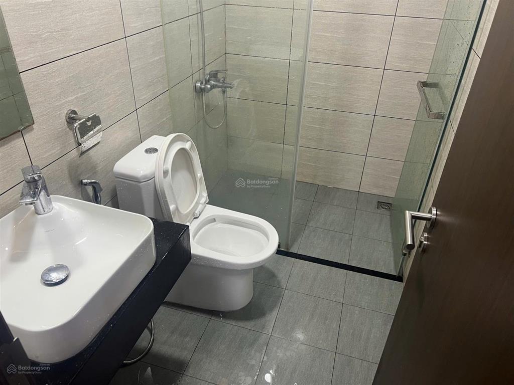 Cho thuê căn 3pn tòa terra an hưng hà đông. giá 15,5tr/th.  0912 824 ***