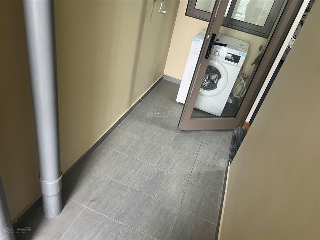 Cho thuê căn 3pn tòa terra an hưng hà đông. giá 15,5tr/th.  0912 824 ***