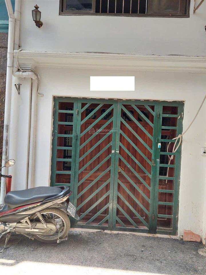 Nhà riêng tập thể bệnh viện giao thông vận tải. ngõ 1194 đường láng