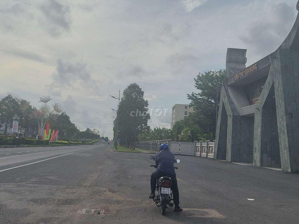Bán đất mặt tiền võ văn kiệt 