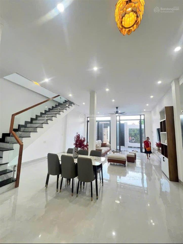 Bán nhà riêng tại eakao, 2,6 tỷ, 132 m2, chính chủ