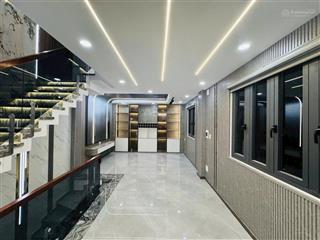 Bán nhà hẻm vip 243 tô hiến thành quận 10 dt(4x20m 80m2 )5 tầng thang máy tặng full nội thất 23tỷ