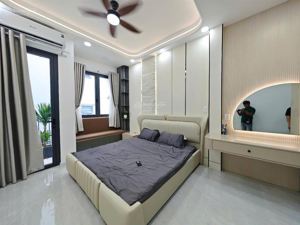 Bán nhà hẻm kinh doanh 780 sư vạn hạnh p12 quận 10 (3.8x18m 4 tầng) chỉ 20 tỷ thuê 35tr  hẻm 10m