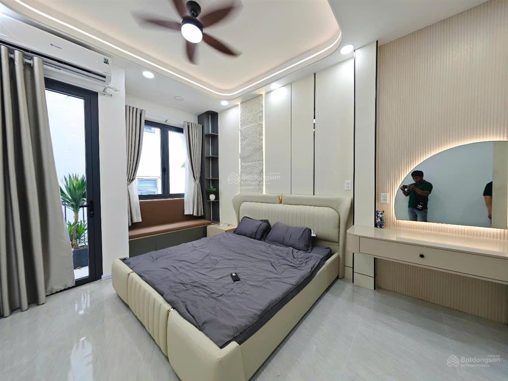 Bán nhà hẻm 449 sư vạn hạnh thông thành thái quận 10 (4.2x20m, 5 tầng) chỉ 17.5 tỷ