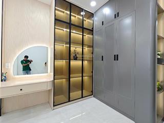 Bán nhà hẻm 449 sư vạn hạnh quận 10 (4x20m 5 tầng) tặng full nội thất 17.5 tỷ