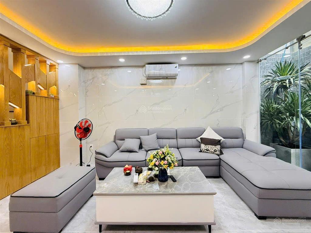 Bán nhà hẻm kinh doanh 8m nguyễn tri phương quận 10 (4.6x15m 5 tầng) nhà mới chỉ 16.5 tỷ