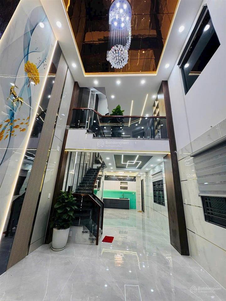 Bán nhà mặt tiền nội bộ kinh doanh 8m cao thắng quận 10  (6.8x18m nhà cấp 4) 25tỷ