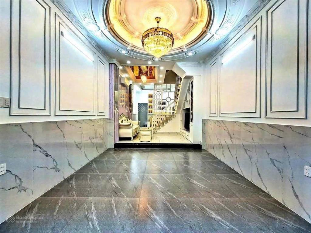 Chỉ còn 1 căn hiếm có 15 tỷ cư xá đồng tiến  thành thái quận 10 (4x20m, 80m2 5 tầng vuông vức)