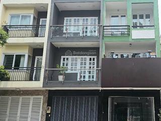 Bán nhà mặt tiền hoa phuợng, khu cao cấp nhất phú nhuận để đi mỹ, sát ngay q.1, dt 4x18m, 5 tầng