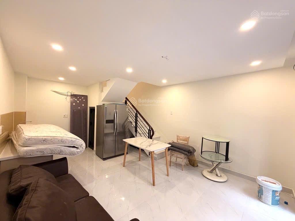 Bán nhà hxh 4 tầng ngang 8,2m vuông đẹp, đường nguyễn xí, p26, bt ngay cf highland nguyễn xí