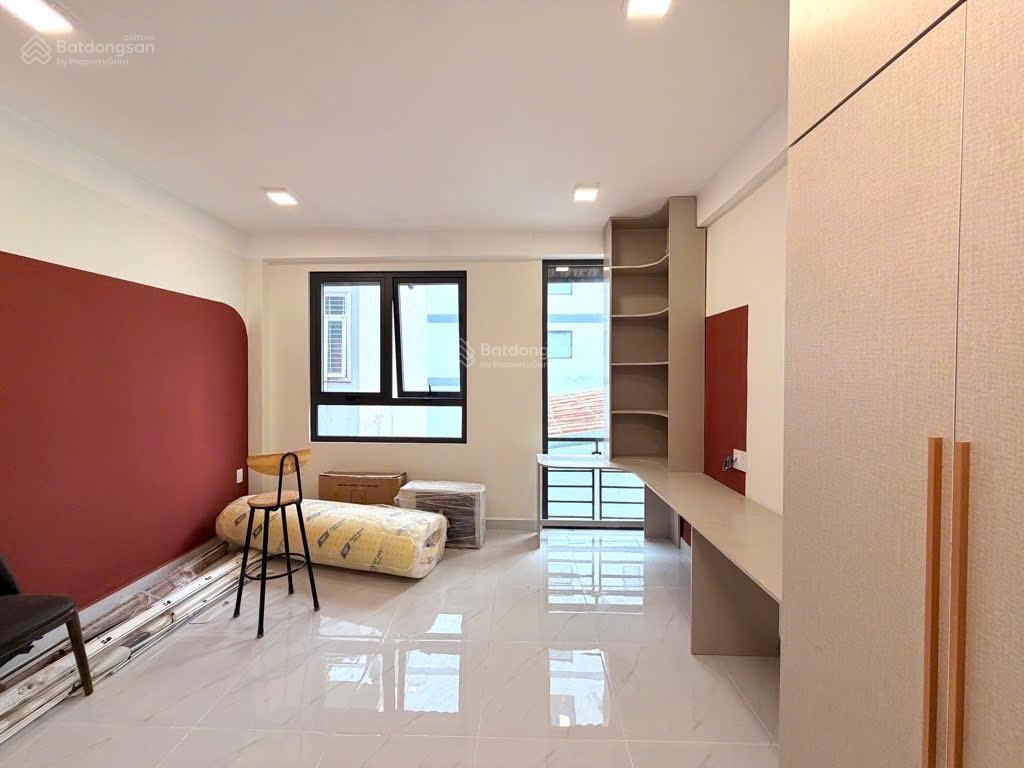 Bán nhà hxh 4 tầng ngang 8,2m vuông đẹp, đường nguyễn xí, p26, bt ngay cf highland nguyễn xí