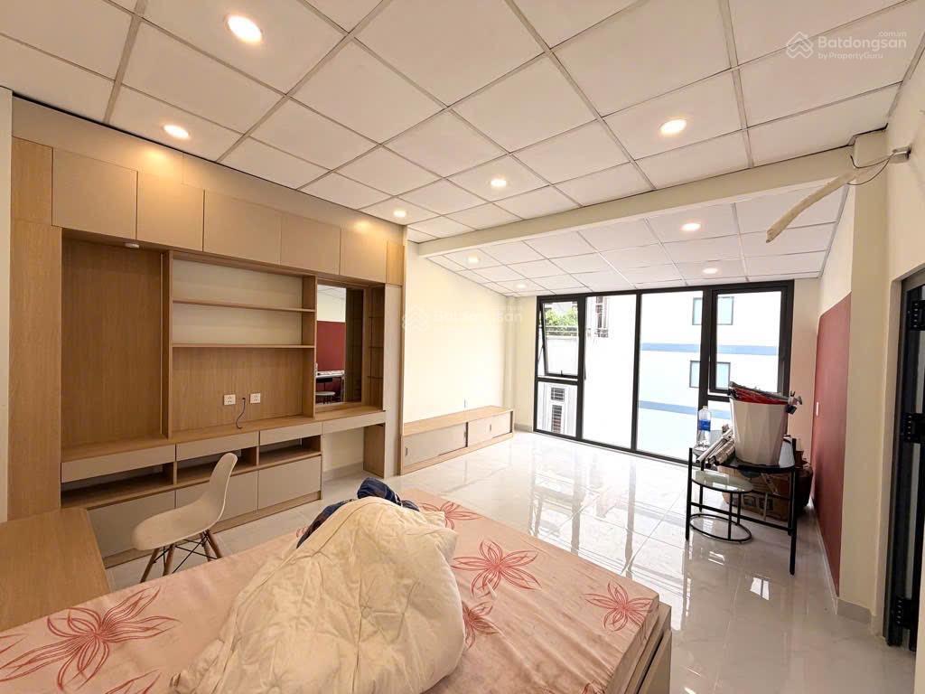 Bán nhà hxh 4 tầng ngang 8,2m vuông đẹp, đường nguyễn xí, p26, bt ngay cf highland nguyễn xí