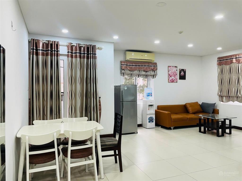 Cho thuê căn hộ dịch vụ 100m2 2 wc 2 phòng ngủ, đầy đủ tiện ích tại 24 đông quan, nghĩa đô
