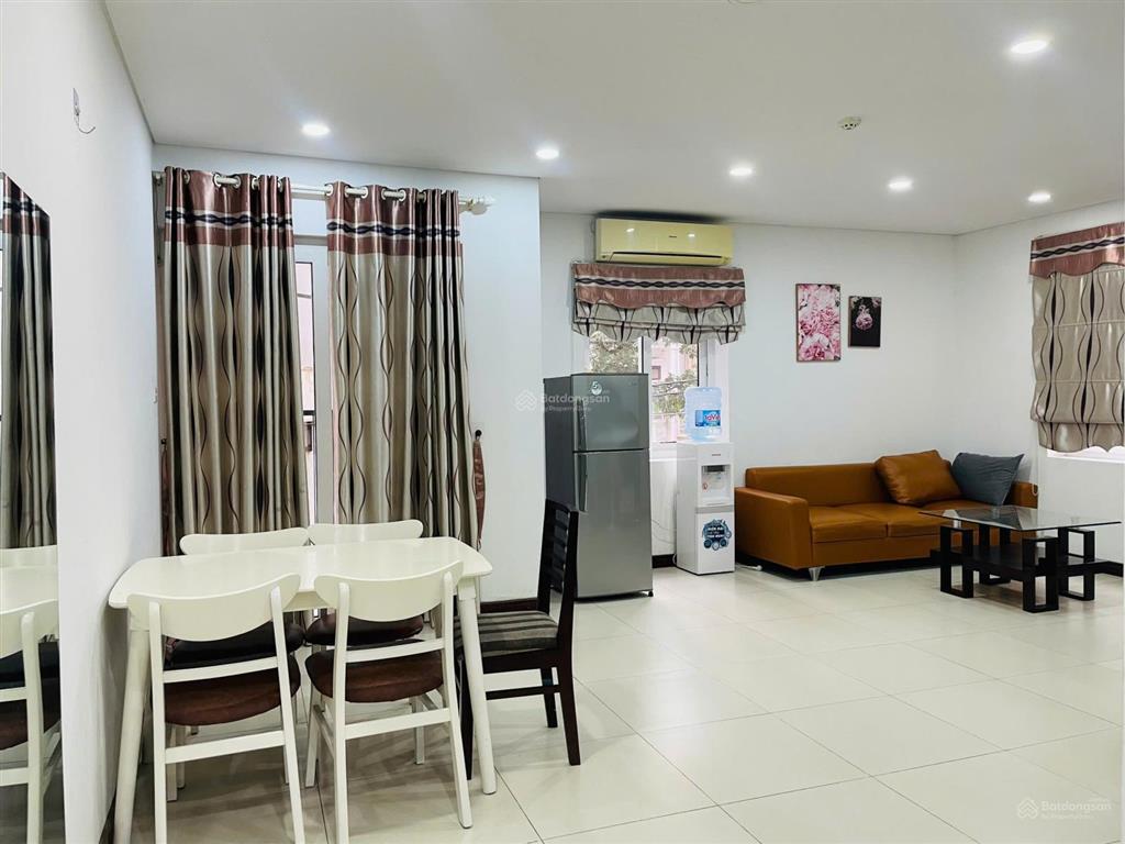 Cho thuê căn hộ dịch vụ 100m2 2 wc 2 phòng ngủ, đầy đủ tiện ích tại 24 đông quan, nghĩa đô
