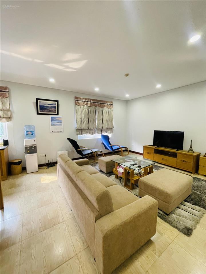 Cho thuê căn hộ dịch vụ 90m2  2 wc, 2 phòng ngủ, đầy đủ tiện ích tại 24 đông quan, nghĩa đô