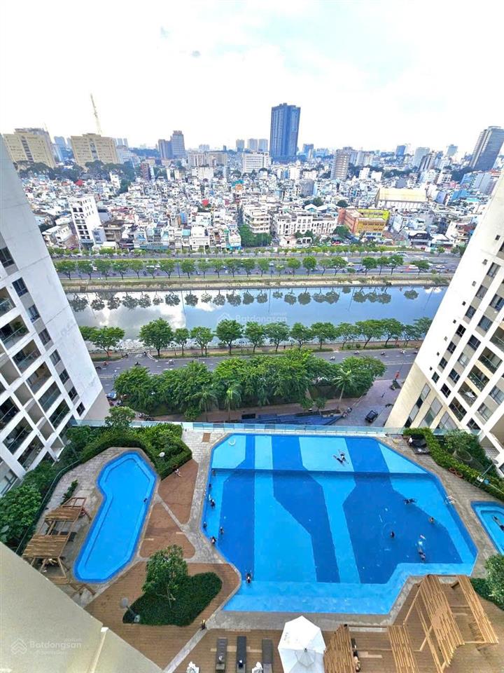 Duy nhất còn 1 căn hộ lớn 92m2, view hồ bơi cực đẹp tại goldview q4, 2pn 2wc, 8,3tỷ  0933 600 ***