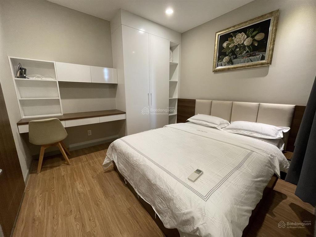 Bán goldview q4 sắp ra sổ  2pn 2wc , giá 7,5ty bao hết,  0933 600 ***