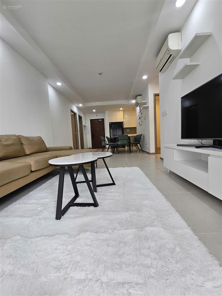 Hiếm có 1 căn 3pn 2wc tại chung cư goldview q4 giá thuê rẽ nhất thị trường , vào liền được 23,5tr