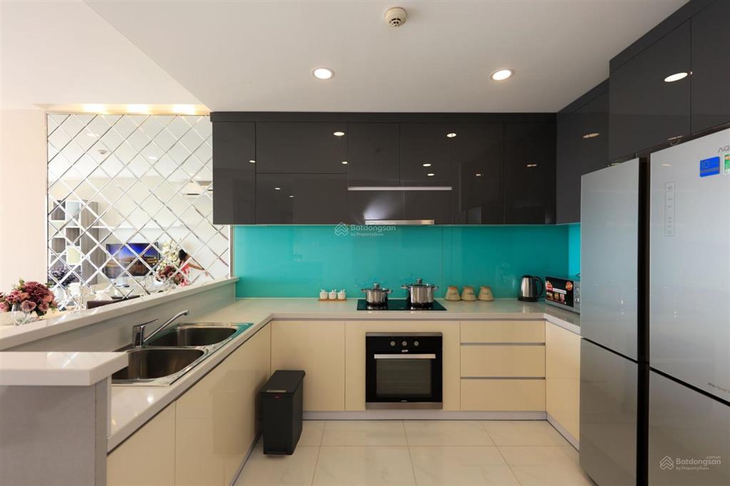 Hàng hiếm tại căn hộ goldview, vị trí trung tâm q4 2pn chỉ 17tr/th  giá cực tốt.  0933 600 ***