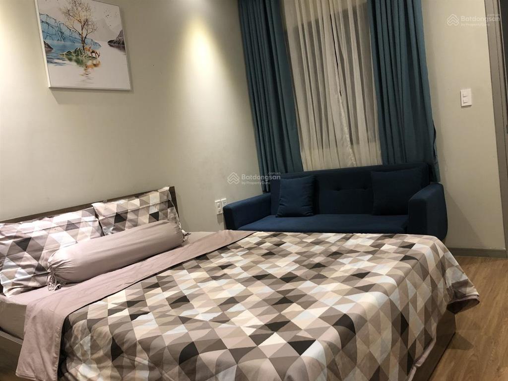 Kẹt vốn bán căn 92m2 view hồ bơi, 2pn 2wc  goldview q4 sở hữu vĩnh viễn chỉ 7,4 tỷ   0933 600 ***