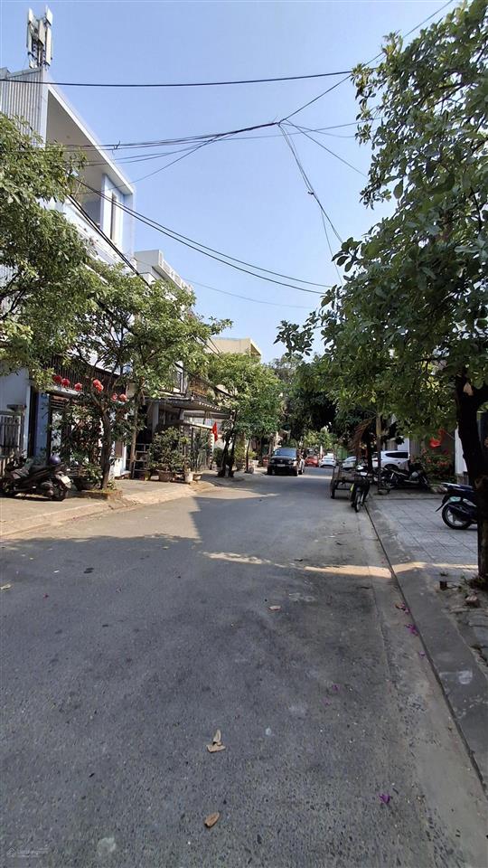 Nhà mt đường đỗ nhuận sát chợ hòa mỹ, sát lô góc ngã tư sầm uất kinh doanh, chỉ 5 tỷ 790. s=90 m2