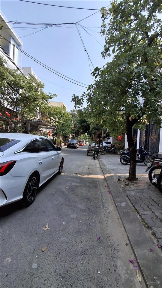 Nhà mt đường đỗ nhuận sát chợ hòa mỹ, sát lô góc ngã tư sầm uất kinh doanh, chỉ 5 tỷ 790. s=90 m2