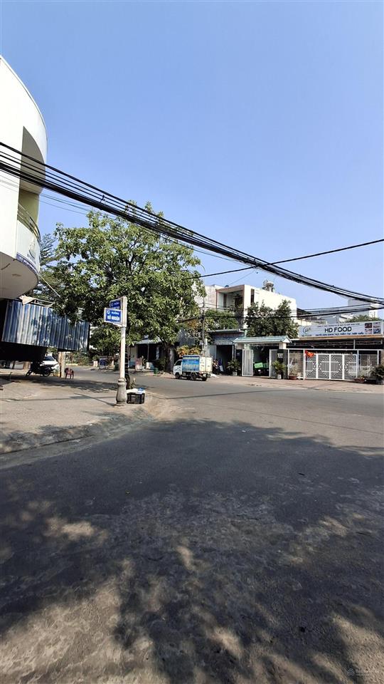 Nhà mt đường đỗ nhuận sát chợ hòa mỹ, sát lô góc ngã tư sầm uất kinh doanh, chỉ 5 tỷ 790. s=90 m2