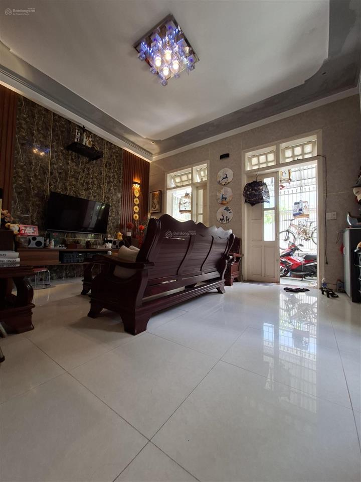 Bán nhà 2 mt kiệt đường trần cao vân, thanh khê, đà nẵng, thông ra ông ích khiêm. 5.95 tỷ