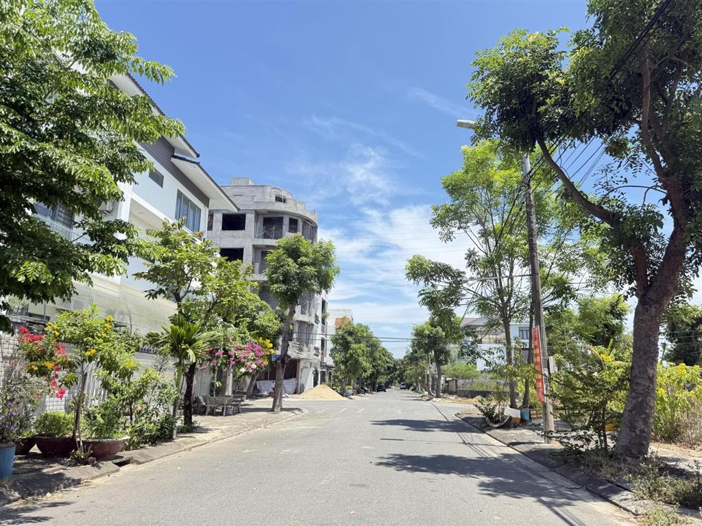 Bán cặp đất đường anh thơ tầng cao view sông trực diện thuộc khu đô thị nam việt á đà nẵng giá tốt