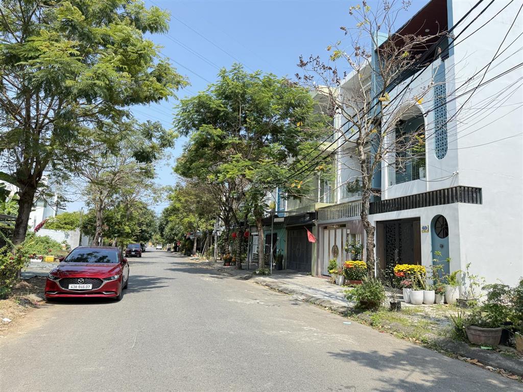 Bán cặp đất đường anh thơ tầng cao view sông trực diện thuộc khu đô thị nam việt á đà nẵng giá tốt