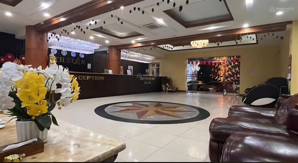 Bán khách sạn tại ngũ chỉ sơn, giá thỏa thuận, 1800m2