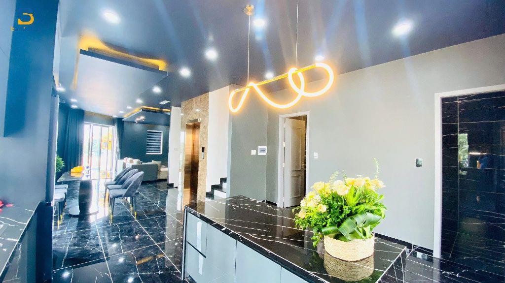 Bán Nhà 3 mặt tiền Đối diện Chung Cư Aranya mặt tiền Dương Khuê TP Huế