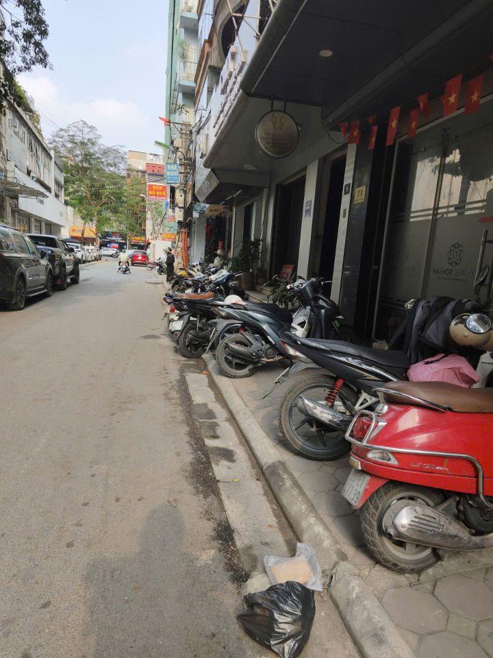Bán nhà phố Thái Hà Đống Đa kinh doanh ô tô 50 tỷ. Ô tồ tránh nhau kinh doanh 