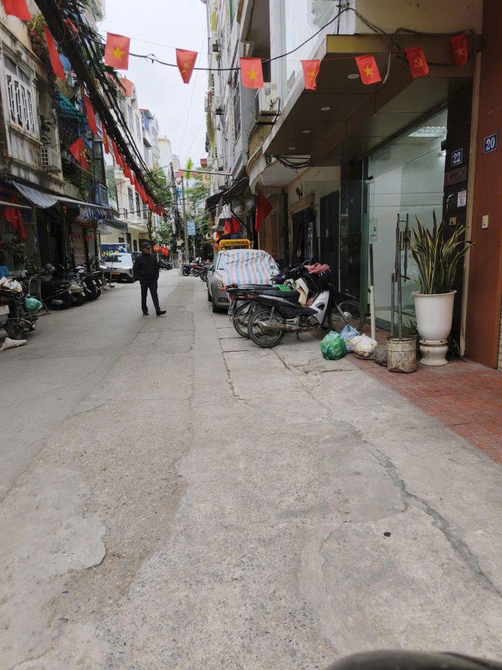 Bán nhà mới phố Trung Yên 9 Cầu Giấy kinh doanh 30 tỷ. Nhà mới đẹp mỗi tầng 2 phòng đầy đủ GPXD, hoàn công trên sổ,