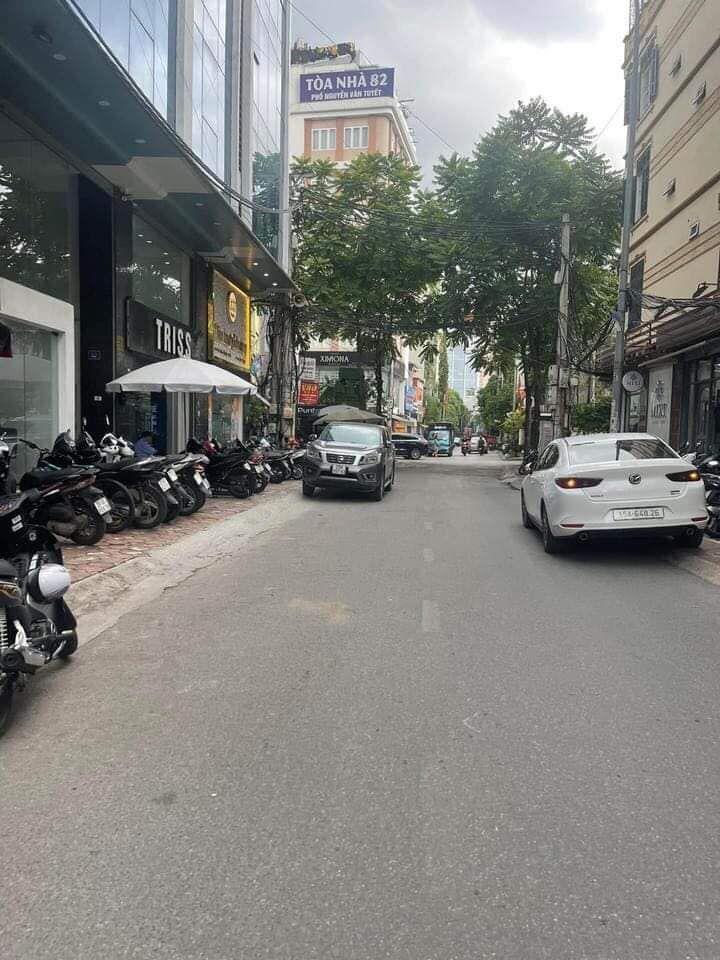 Nhà mặt phố Thái Hà Đống Đa kinh doanh vỉa hè lô góc 25 tỷ. Mặt tiền rông hơn 5m 