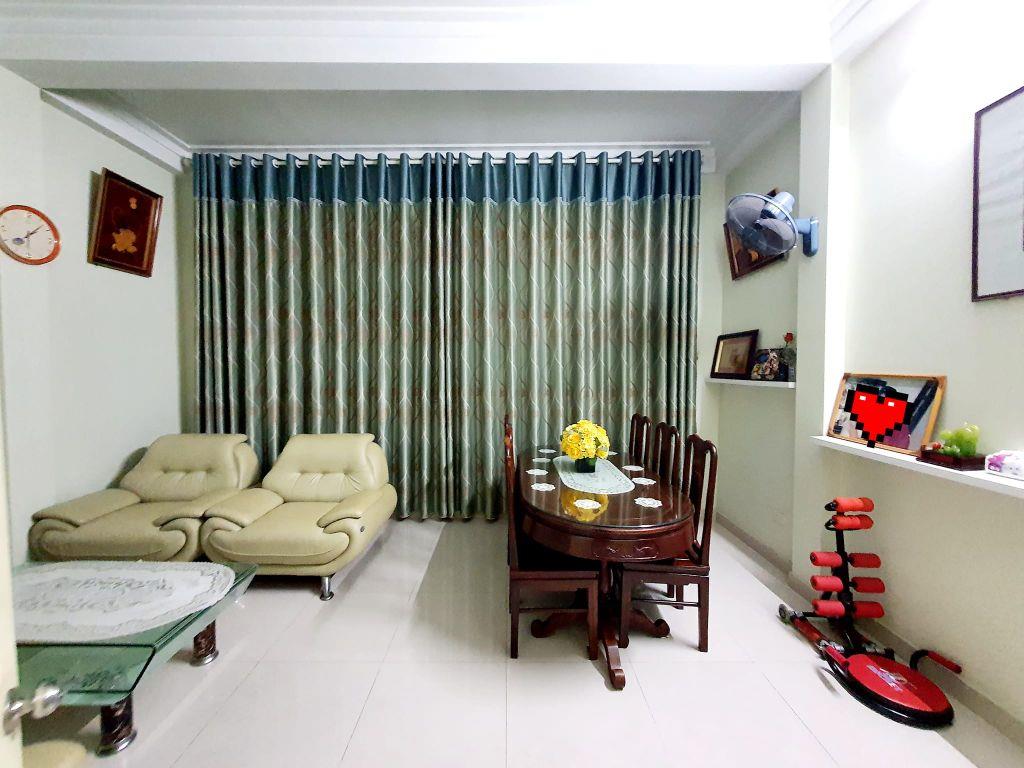 Nhà mặt phố Thái Hà Đống Đa kinh doanh vỉa hè lô góc 25 tỷ. Mặt tiền rông hơn 5m 