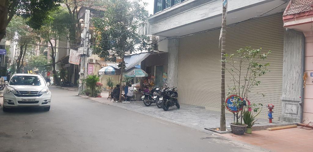 Bán nhà lô góc 2 mặt tiên phố Nguyễn Thi Định Cầu Giấy Hà Nội. DT 80m2, mở của 2 mặt, 1 mặt đối diên quần thể biệt thự p