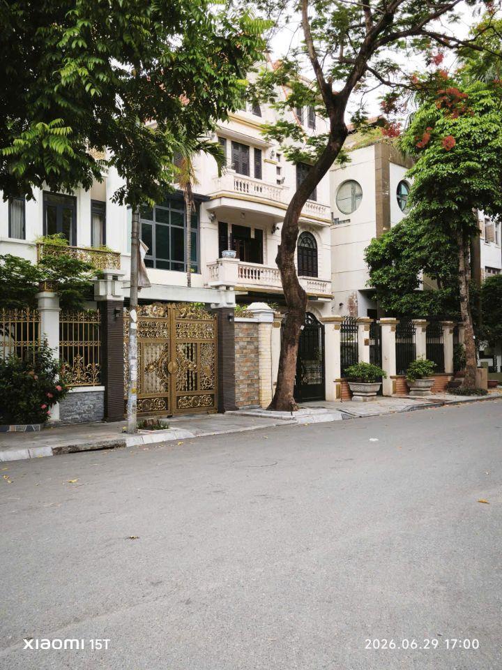 Biệt thự LK 19 Lê Văn Lương Thanh Xuân Hà Nội 55 tỷ. Khu BT bộ Công An ngay ngã 4 Khuất Duy Tiến Lê Văn Lương kéo dài sá