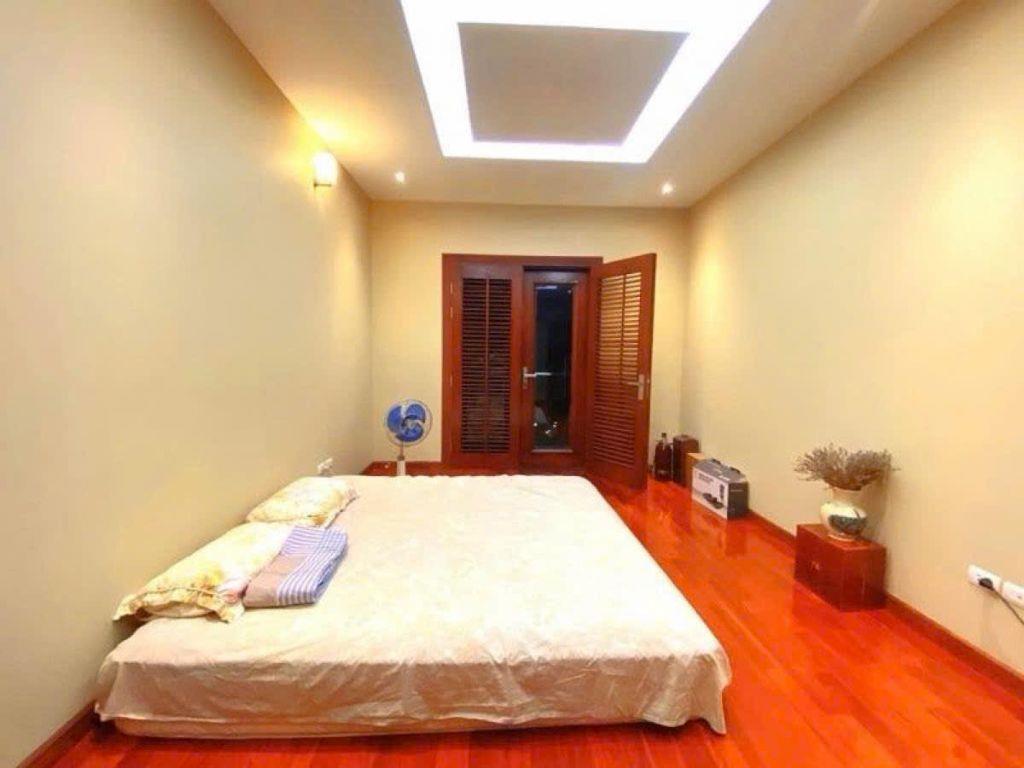 Bán gấp BT1 khu ĐT Xa La Hà Nội 38 tỷ. Vị trí BT1 trươc mặt phố 2 chiều rộng 50m, mặt tiền 8m 