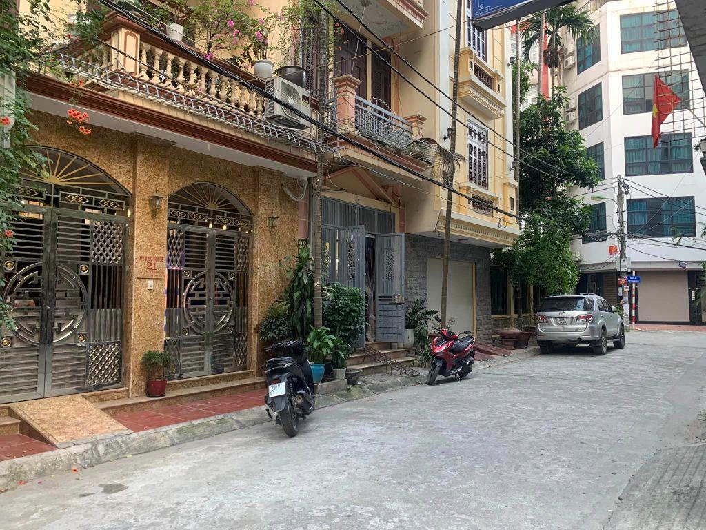 Bán nhà lô góc thang máy phố Phàm Tuấn Tài Cầu Giấy Hà Nội 21 tỷ. Mặt tiền 6m vỉa hè ô tô
