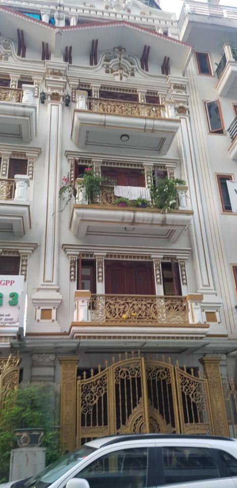 Bán nhanh BT Licogi 13 Khuất Duy Tiến Nhân Chính Hà Nội 50 tỷ. Ba mặt thoáng cách phố 50m trong ngõ 164 Khuất Duy Tiến