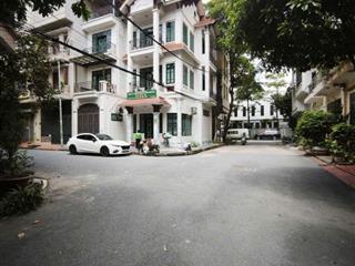 Bán gấp nhà phố Nguyễn Cảnh Dị khu ĐT Đại Kim Hà Nội 40 tỷ. Lô góc 2 mặt tiền 3 mặt thoáng ô tô tránh nhau 