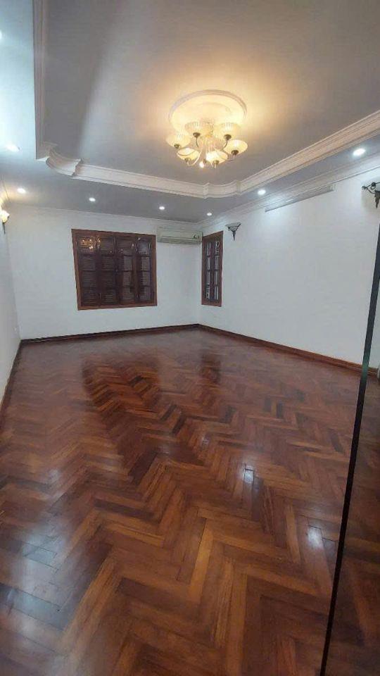 Bán gấp nhà phố Nguyễn Cảnh Dị khu ĐT Đại Kim Hà Nội 40 tỷ. Lô góc 2 mặt tiền 3 mặt thoáng ô tô tránh nhau 